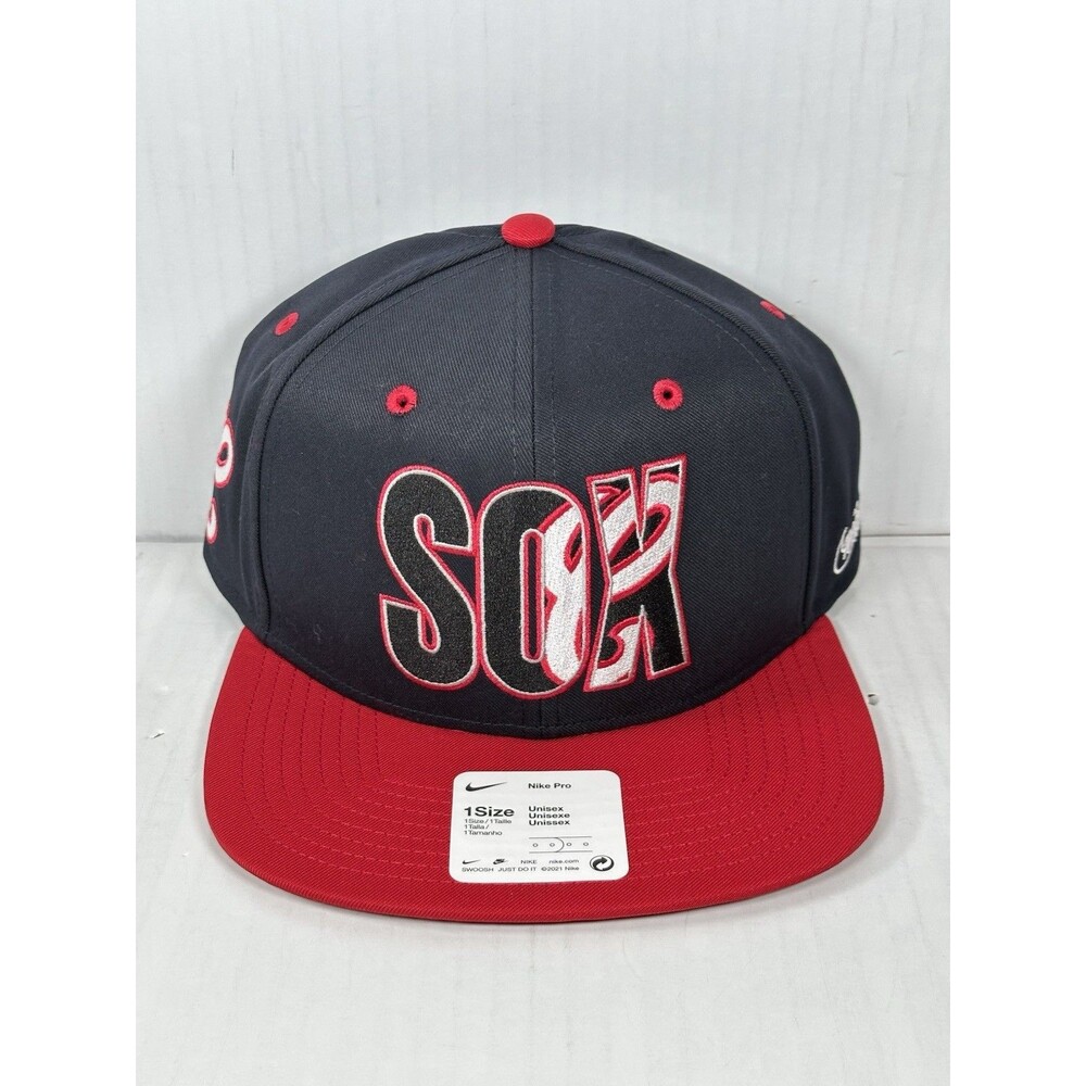 Nike Pro Chicago White Sox Hat Cap Multicolor Snapback Adjustable OSFM NWT